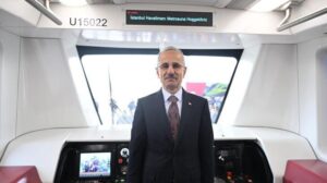 bakan-uraloglu-452-kilometrelik-kent-ici-rayli-sistem-hattini-hizmete-sunduk-iLyvxTIk